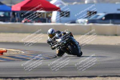 media/Dec-18-2022-SoCal Trackdays (Sun) [[8099a50955]]/Turn 2 (950am)/